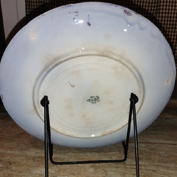 La Belle Blue and Cream Ceramic Plate - Picture 3 of 3